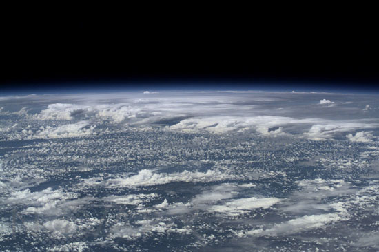 Nuages sur l'Amérique du Sud 10/1995