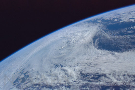 Nuages vus depuis la navette spatiale 12/1998