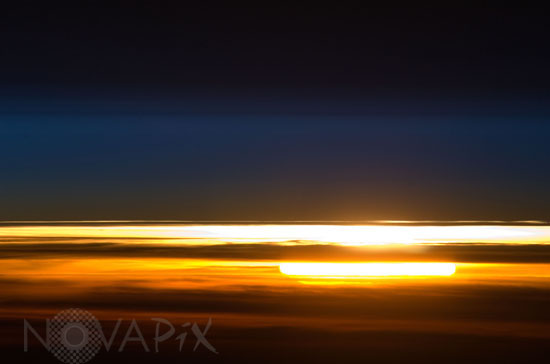 Atmosphère de la Terre et coucher de soleil 01/2010