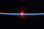 Atmosphère de la Terre et coucher de soleil