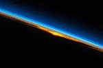 Atmosphère de la Terre et lever de soleil 09/2008