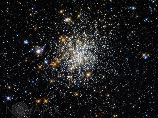 Amas d'étoiles NGC 411 dans le Toucan