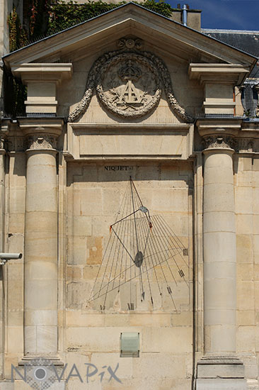 Cadran solaire - Val de Grace - Paris