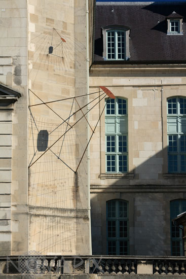 Méridienne de l'Hotel Dieu le Conte (Troyes)
