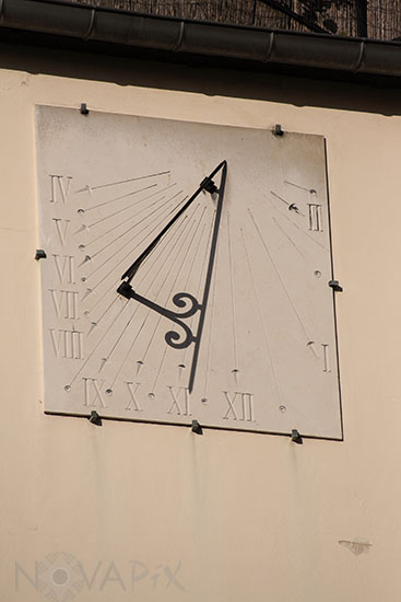 Cadran solaire de l'hôtel Gigault-de-Grisenoy (Paris 3e)