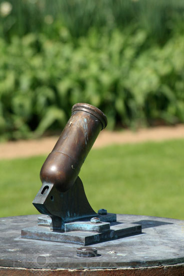 A 1800's sundial cannon in Paris