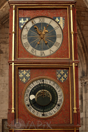 Horloge astronomique du 15e siècle - Bourges