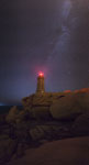 Phare breton et voie lactée