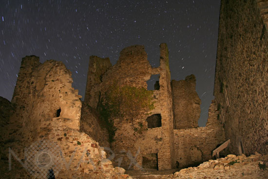 Circumpolaire sur le château de Saissac