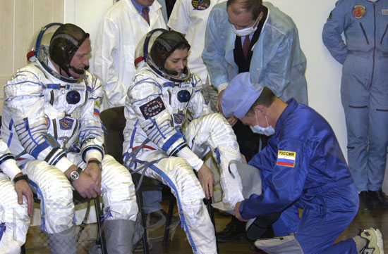 Andromède mission - Claudie Haigneré prior to launch
