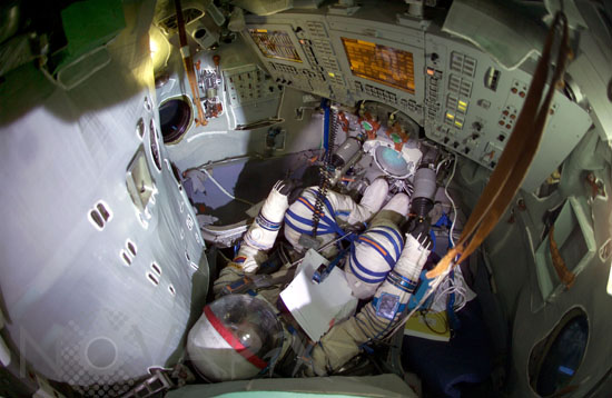 Entrainement dans le simulateur Soyuz - Cité des étoiles 