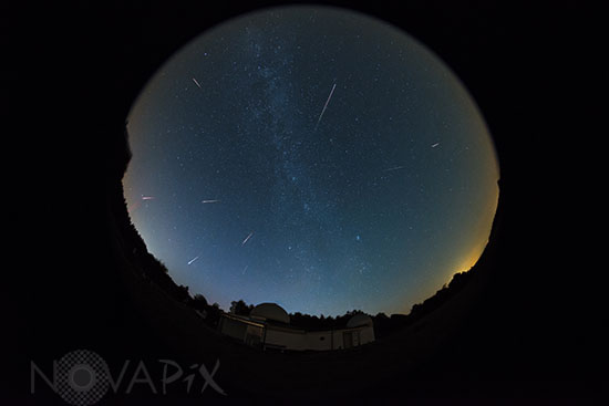 Pluie d'étoiles filantes - Perseides