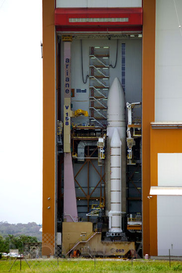 Ariane 5 rocket 02/2004