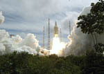 Décollage de la fusée Ariane 5. 12/2004