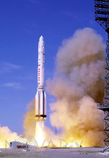 Décollage fusée Proton 07/2000