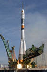 Décollage fusée Soyuz TMA-3. 10/2003