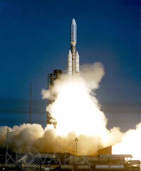 Décollage fusée Titan Centaur 6. 09/1977