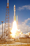 Lancement de la sonde New Horizons par une fusée Atlas V