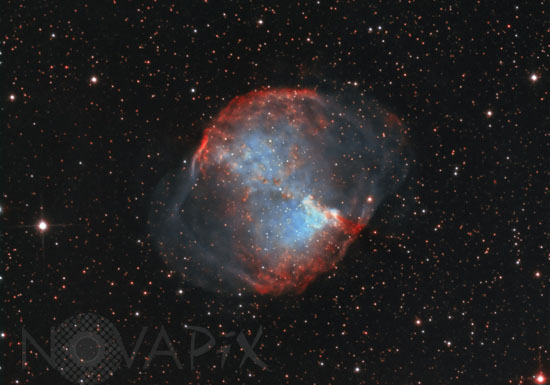 Nébuleuse planétaire Dumbbell (M27) dans le Petit Renard