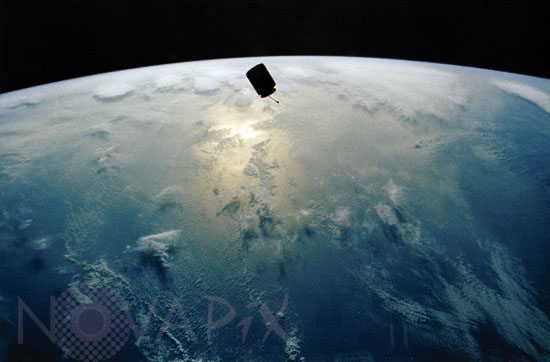 Satellite de télécommunication INTELSAT 6. 05/1992