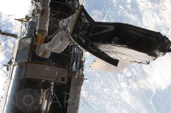 Télescope spatial Hubble: 4e mission d'entretien 05/2009