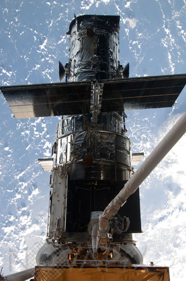 Télescope spatial Hubble: 4e mission d'entretien 05/2009