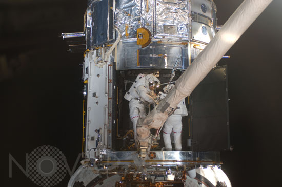 Télescope spatial Hubble: 4e mission d'entretien 05/2009