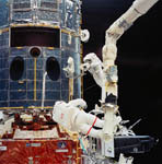 Télescope spatial Hubble: 1e mission d'entretien 12/1993